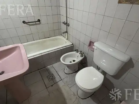 Alquiler de PH 2 ambientes con patio en Wilde