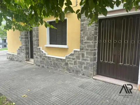 Luis Morquio 900