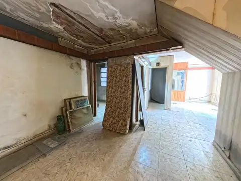 Depto Tipo Casa en Venta en Centro, USD 120.000