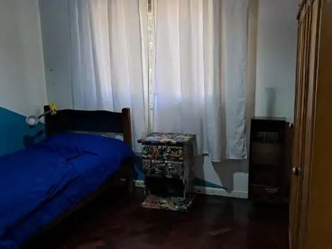 CASA  DE 4 AMB CON FONDO AMPLIO EN BARRIO NUEVO 