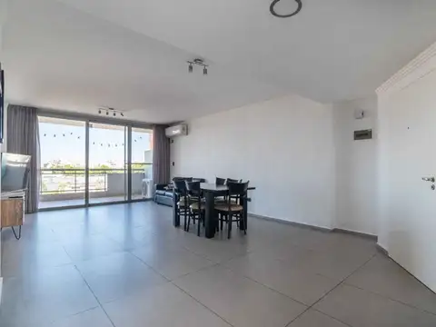VENTA DEPARTAMENTO 4 AMBIENTES BALCON Y COCHERA