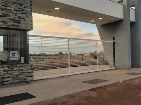Venta de lote en Lunlunta