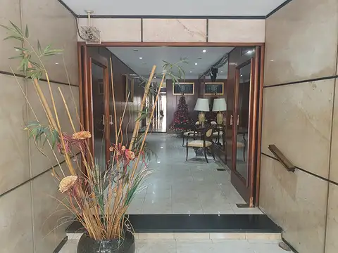 Avenida Juan Bautista Alberdi 200