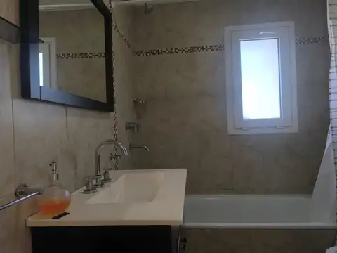 Casa en Venta en Álvarez Del Bosque, USD 200.000