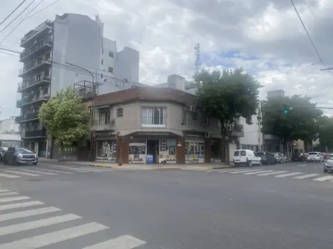 Local en Alquiler en Villa Urquiza, USD 2.500