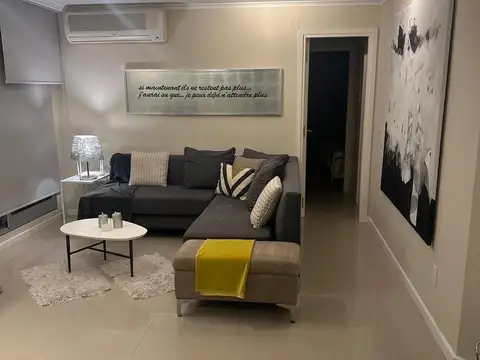 Av. 100