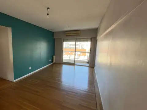 Luminoso Departamento 3 Ambientes en Caballito