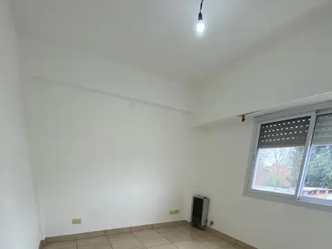 Departamento en Alquiler en Campana, $ 750.000