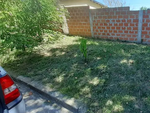 Terreno en Venta 23  mts Fondo