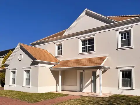 Casa en venta en Pilar Golf Club
