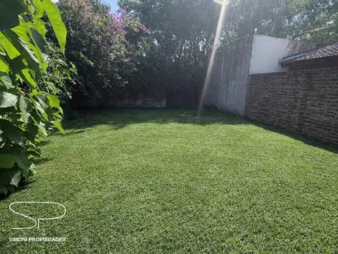 Casa 4 ambientes sobre fracción de 405 m²