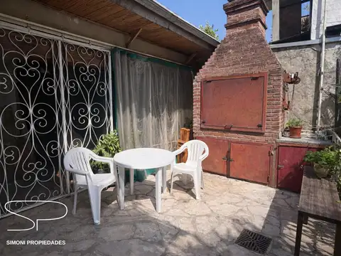 Casa 4 ambientes con 1 baño