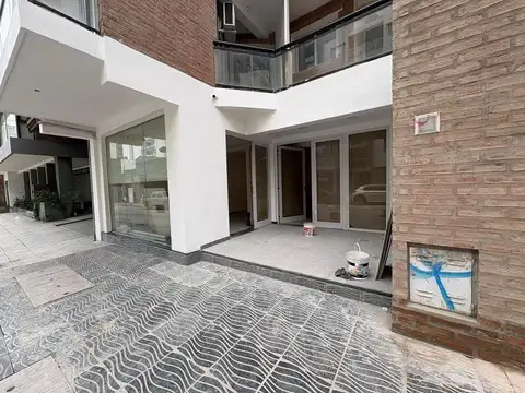 VENTA LOCAL COMERCIAL 20m2 EN NUEVA CORDOBA CON SUBSUELO