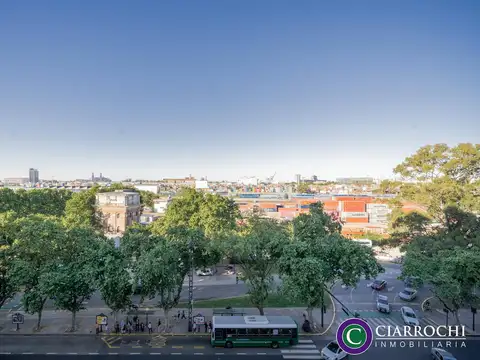 Vista al RÍO y Parque Thays -Av. del Libertador y Av. Callao - Semipiso Alto de 3 amb c/ Dep. Balcón