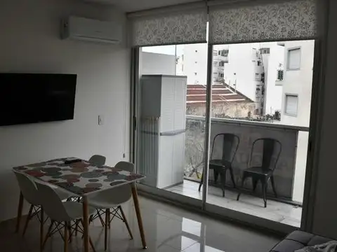 Monoambiente Moderno Con Balcón, Laundry, Aire Frío - Calor