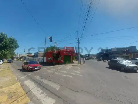 Eva Peron 3500, Piso 0