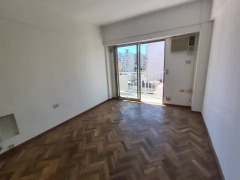 Tucuman 1800, Piso 6