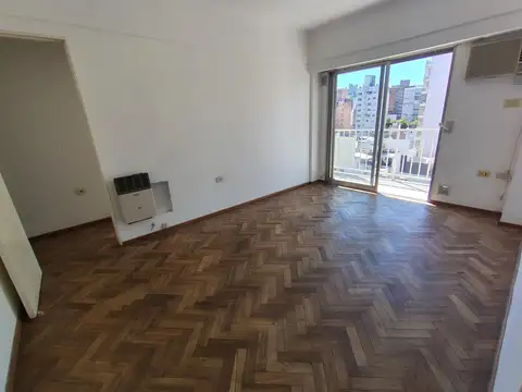 DEPARTAMENTO CENTRICO 3 DORMITORIOS 2 BAÑOS