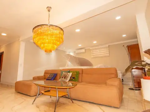 Casa en Venta de 8 dormitorios