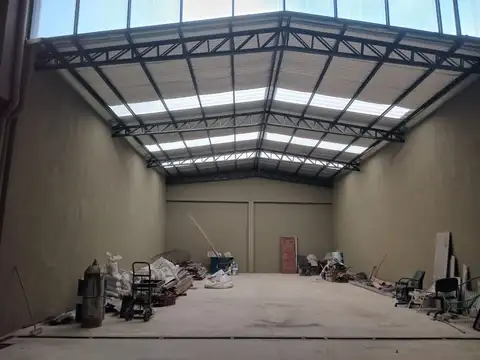 Galpon en Alquiler A Estrenar