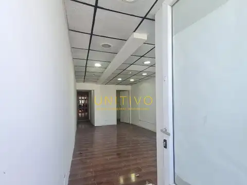 VENTA y ALQUILER - Laserre al 500