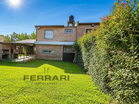 Casa 3 Dormitorios Con Pileta - Roldan