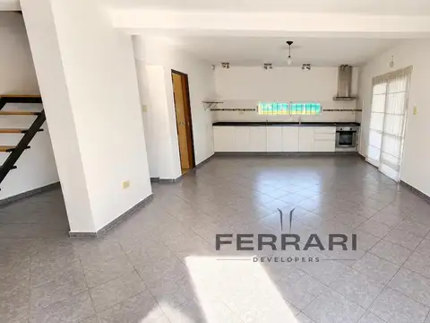 Casa en Venta con 1 cochera