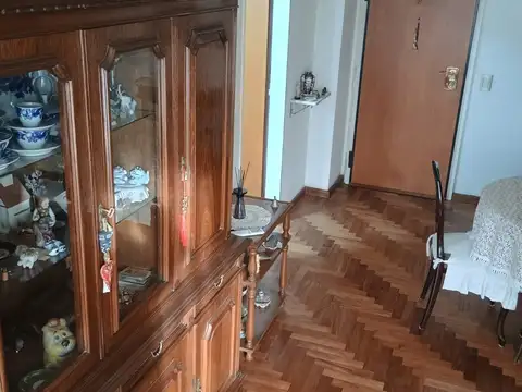 Avenida Hipólito Yrigoyen 3700, Piso 4