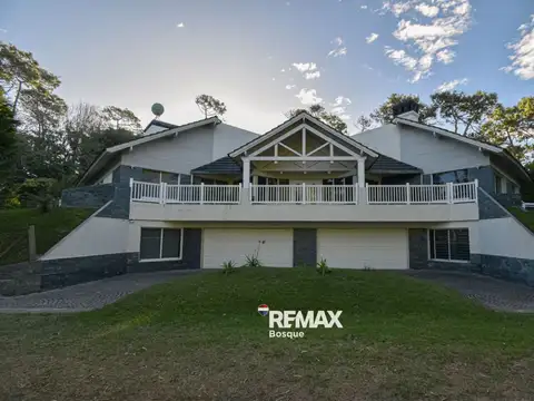 Casa en Venta en Carilo, USD 670.000