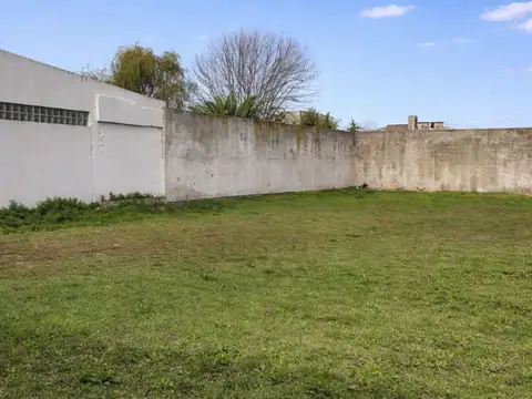 Terreno en Venta en Los Hornos, USD 26.000