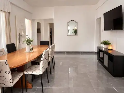 VENTA PH  3 AMBIENTES EN MADERO.