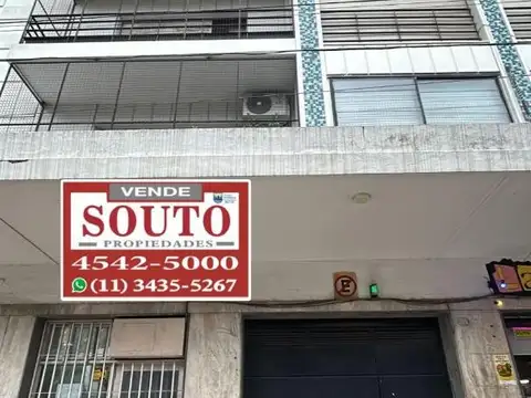 COCHERA FIJA CUBIERTA. AV. MONROE 3804 ESQUINA R.S.NAON 2484