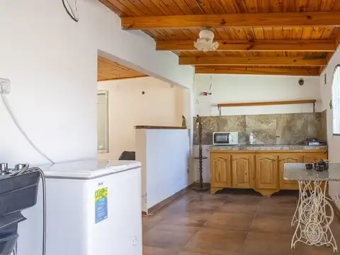 VENTA/CASA AMUEBLADA CON PILETA - SAN LORENZO