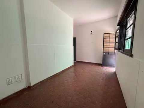 Depto Tipo Casa en Alquiler 49 años
