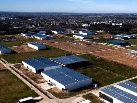 Venta Terreno escriturable en Polo Industrial Spegazzini