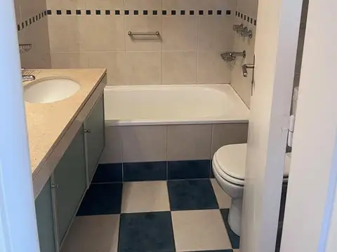 Departamento en Alquiler con 1 cocheras