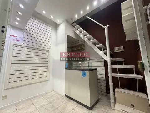 Local en Alquiler en Botánico, $ 400.000