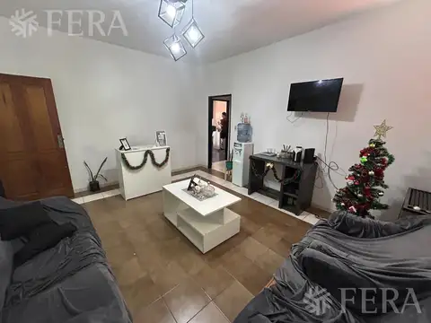 Venta Departamento 3 ambientes con balcón en Lanús
