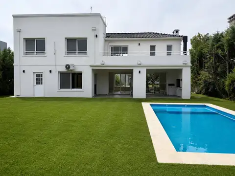 Casa luminosa en San Isidro Labrador