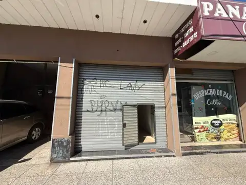 Alquiler Local 29 m2 sobre calle comercial  en Moron