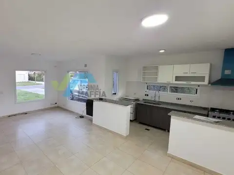 Casa en Alquiler en Pilar del Este - San Eduardo, USD 1.200