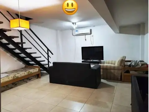 Depto Tipo Casa en Venta de 2 ambientes