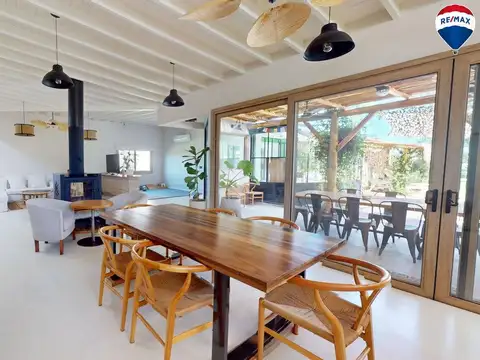 VENTA DE CASA 3 AMBIENTES EN BARRIO EL METEJON