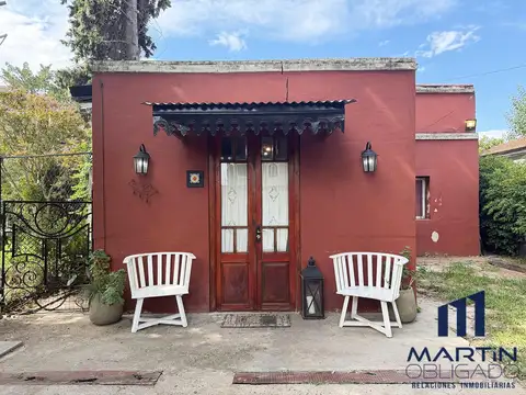 Casa venta  Bella Vista, 4 ambientes en una planta, jardín y pileta