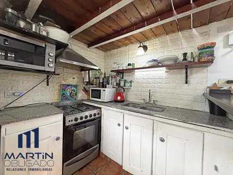 Casa venta  Bella Vista, 4 ambientes en una planta, jardín y pileta