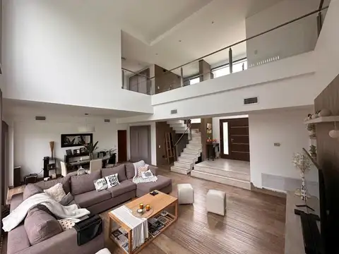 Casa en Venta de 5 dormitorios