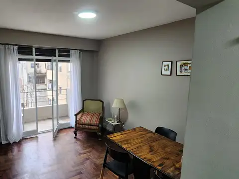 SAN LUIS e/ AV. PUEYRREDON Y PASO. 2 amb con balcón muy luminoso