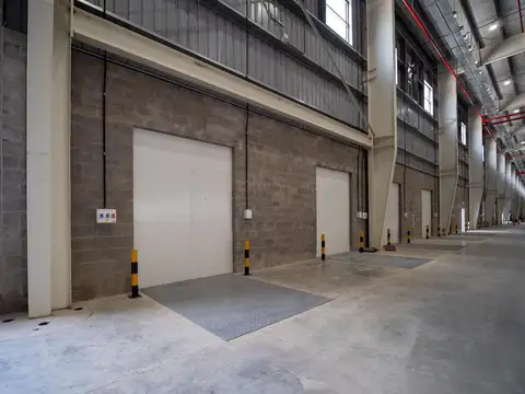 Alquiler - Deposito AAA 17.000 M2 - Esteban Echeverria