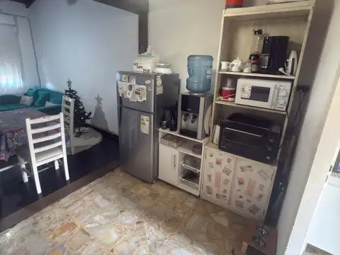 Casa en venta en una sola planta mas monoambiente en Adolfo Sordeaux
