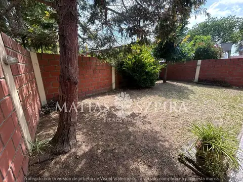 Depto Tipo Casa en Venta en Aguas Verdes, USD 95.000